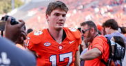 Swinney says he hopes Vizzina can push Klubnik